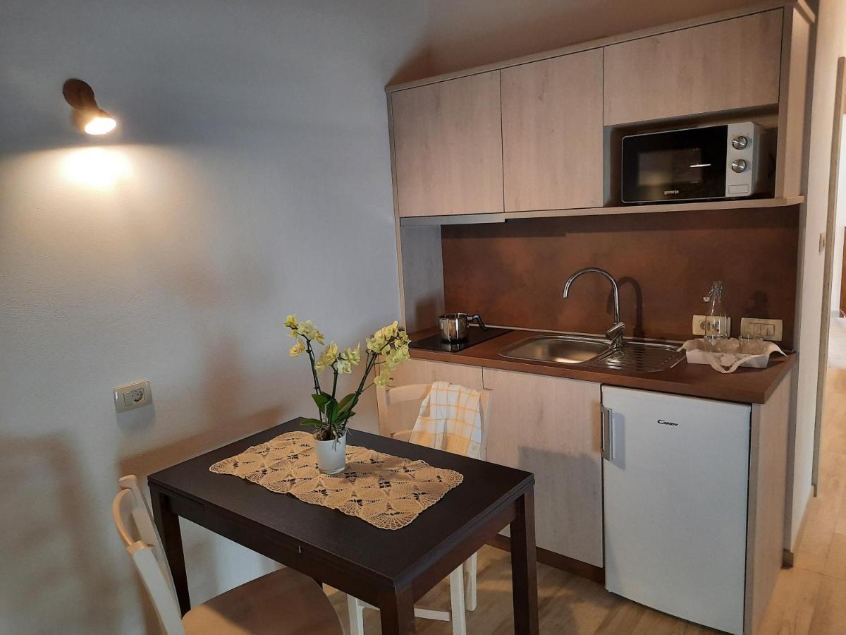 Apartmaji In Sobe Odlicna Hisa Štanjel Exteriör bild