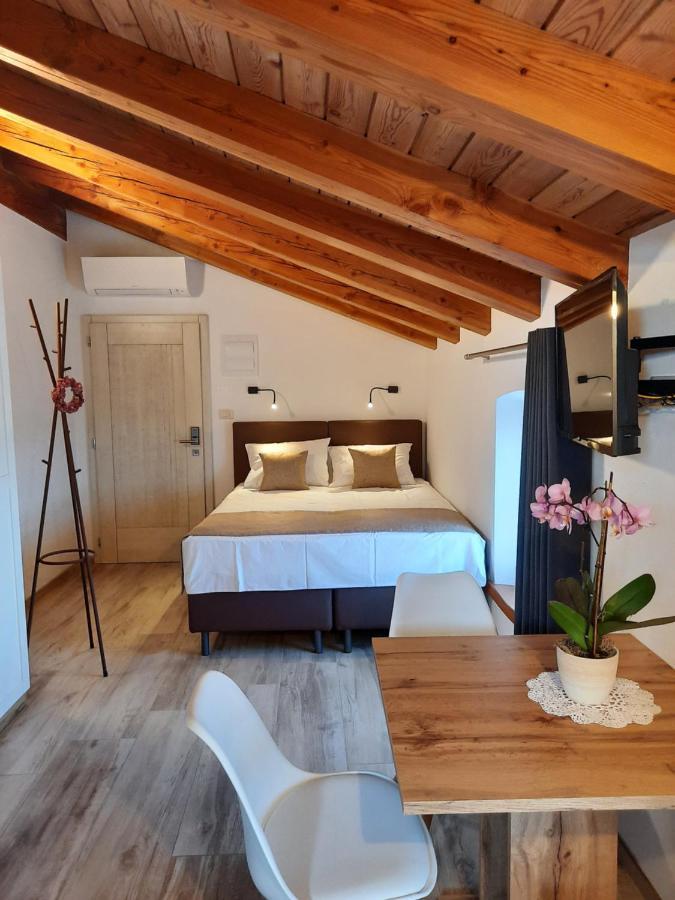 Apartmaji In Sobe Odlicna Hisa Štanjel Exteriör bild